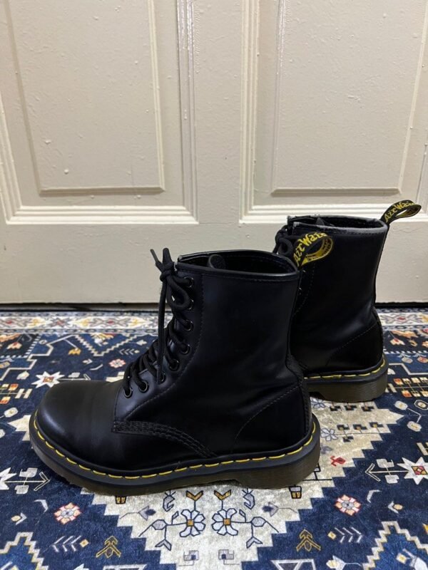 DR MARTENS BOOTS BLACK