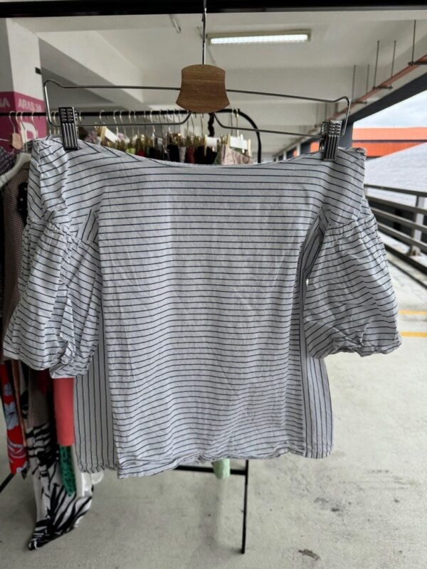 hm_offshoulder_top_1719073041_ddeea17d_progressive H&M Offshoulder Top Blouse