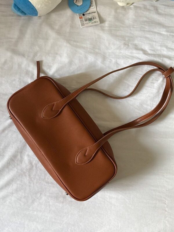 Nazifi Nasri East West Shoulder Bag