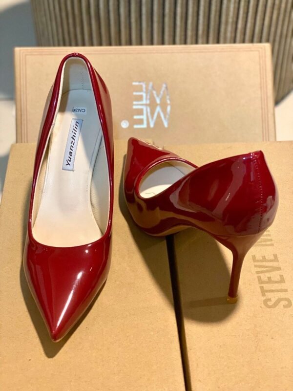 red_glossy_heels_1741869318_fb3d22b1_progressive Red Glossy Heels